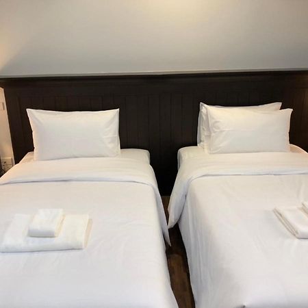 Huern Kan Thong Hotel 프레 외부 사진